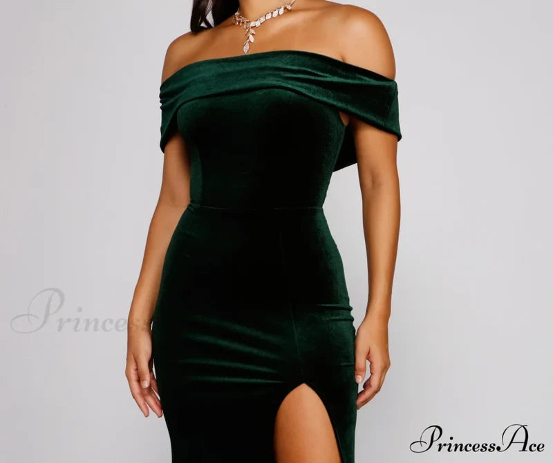 Olivia Formal Velvet Charming Off-The-Shoulder Maxi Dress S.o. Long Dresses